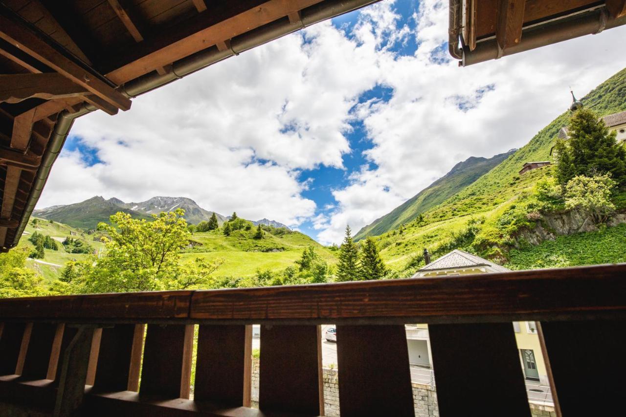 3 Koenige & Post Andermatt